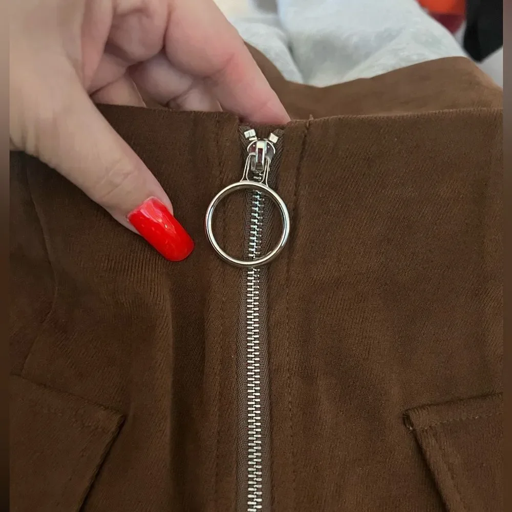 🛍️ Women’s brown zip pocket faux corduroy mini skirt size small